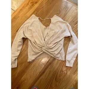 Magnolia South Women's Open Back‎ Sweater Medium White